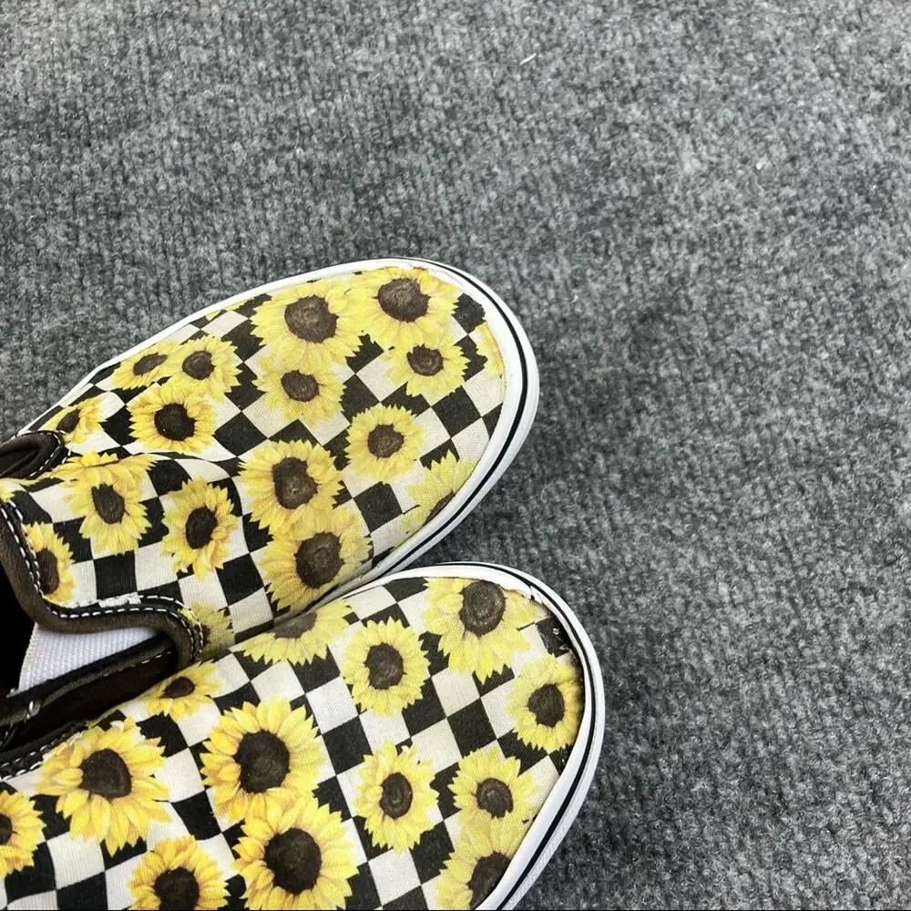 Vans Classic Slip no Checkerboard Slip On Women's 5 Multicolor Athletic Sneakers